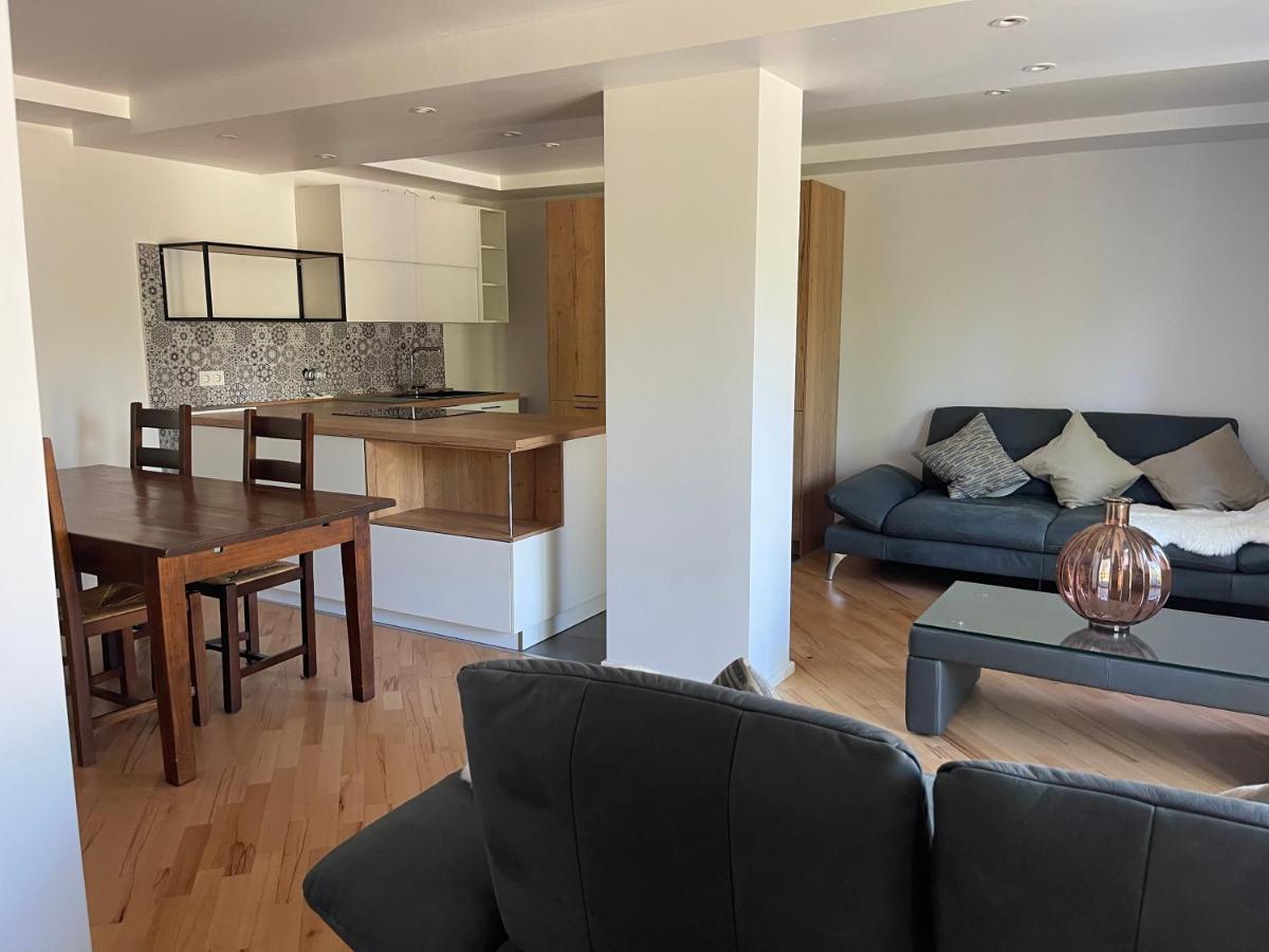 Moderne, Ruhige Ferienwohnung , Ideal Zum Abschalten Hadamar Exterior foto