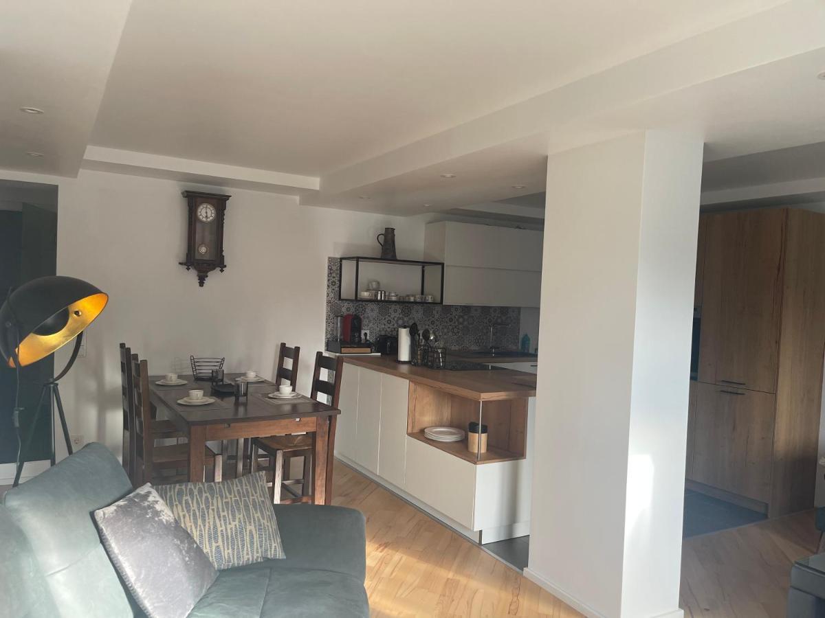 Moderne, Ruhige Ferienwohnung , Ideal Zum Abschalten Hadamar Exterior foto
